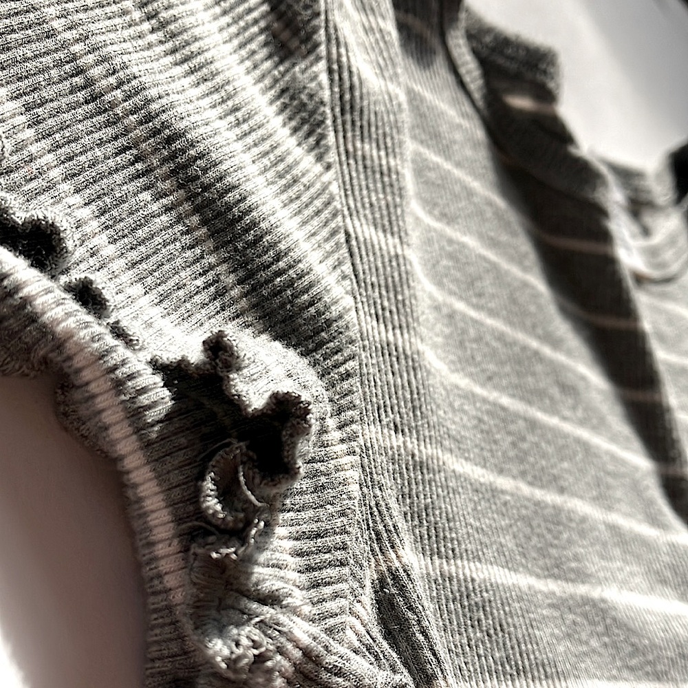 Cropped Ruffled Striped Grey & White Shirt